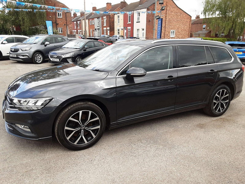 Volkswagen Passat 2.0 Passat SEL TDI 5dr 5dr Manual 2026