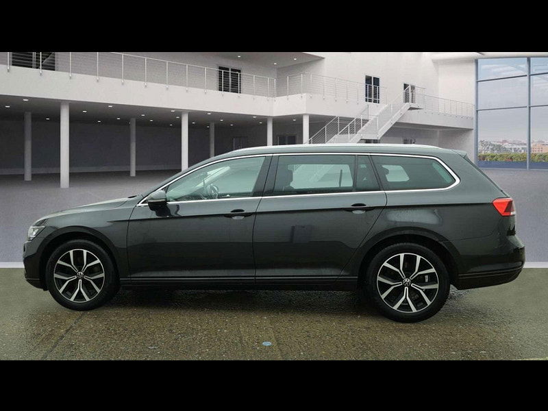 Volkswagen Passat 2.0 Passat SEL TDI 5dr 5dr Manual 2026