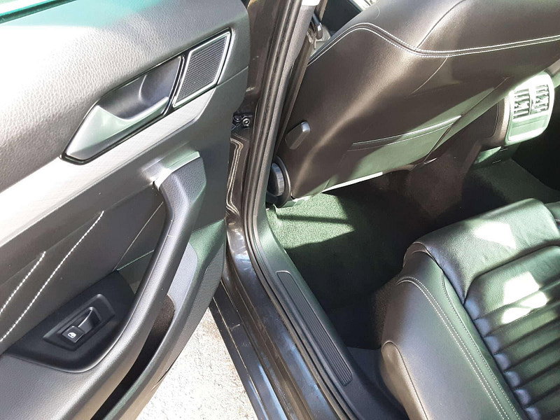 Volkswagen Passat 2.0 Passat SEL TDI 5dr 5dr Manual 2026