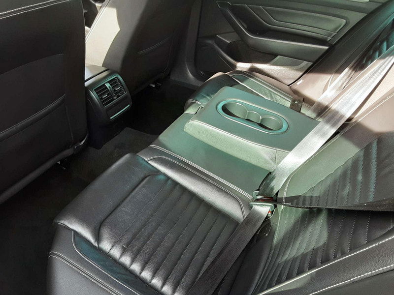 Volkswagen Passat 2.0 Passat SEL TDI Semi-Auto 5dr 5dr Automatic 2025