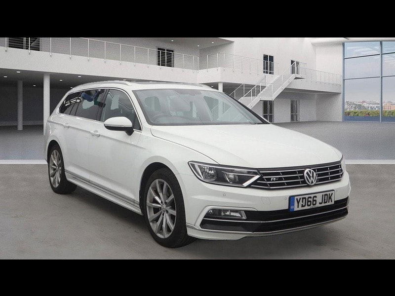 Volkswagen Passat 2.0 TDI BlueMotion Tech R-Line Euro 6 (s/s) 5dr 5dr Manual 2024