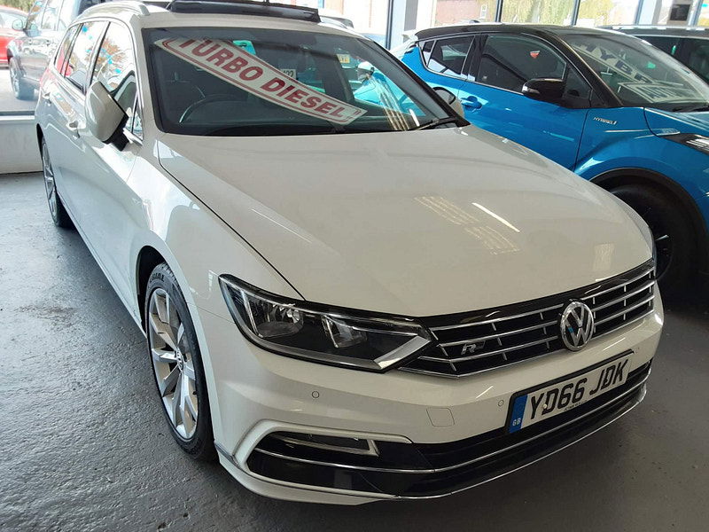 Volkswagen Passat 2.0 TDI BlueMotion Tech R-Line Euro 6 (s/s) 5dr 5dr Manual 2024