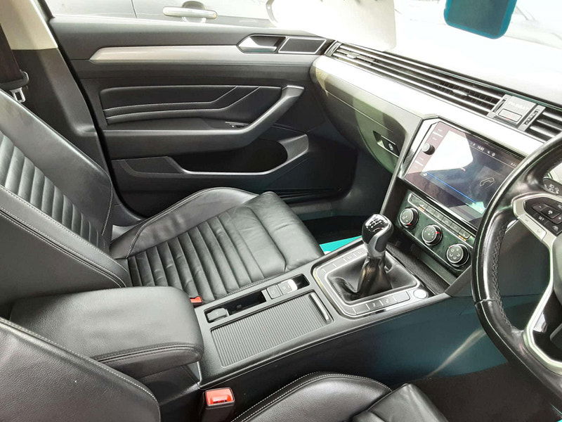 Volkswagen Passat 2.0 TDI EVO SEL Euro 6 (s/s) 5dr 5dr Manual 2025