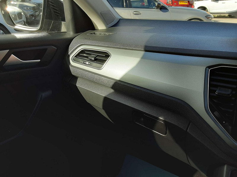 Volkswagen T-Roc 1.5 T-Roc Active TSI Evo 5dr 5dr Manual 2025