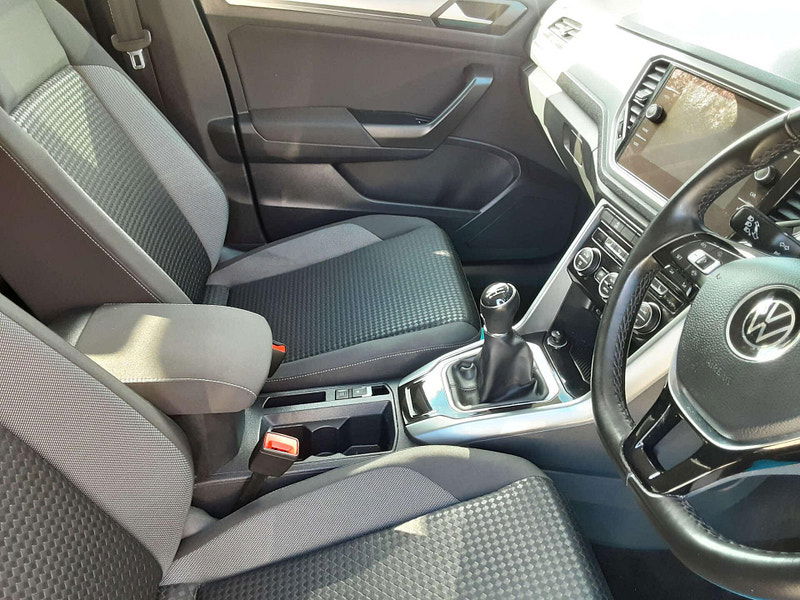 Volkswagen T-Roc 1.5 T-Roc Active TSI Evo 5dr 5dr Manual 2026