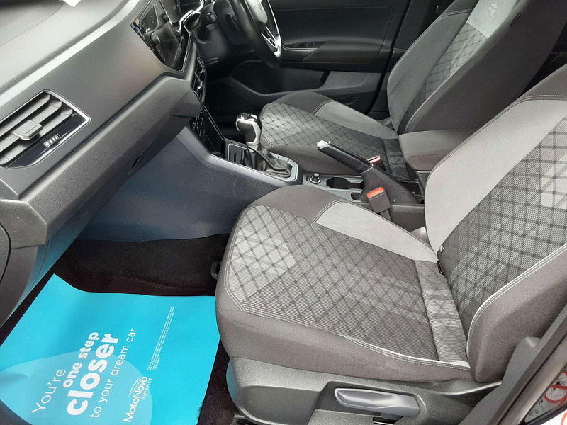 Volkswagen Taigo 1.5 Taigo R-Line TSi Semi-Auto 5dr 5dr Automatic 2025