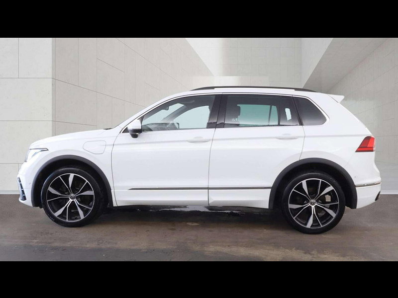 Volkswagen Tiguan 1.4 Tiguan R-Line TSi PHEV Semi-Auto 5dr 5dr Automatic 2026