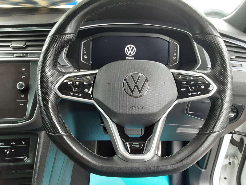 Volkswagen Tiguan 1.4 Tiguan R-Line TSi PHEV Semi-Auto 5dr 5dr Automatic 2026