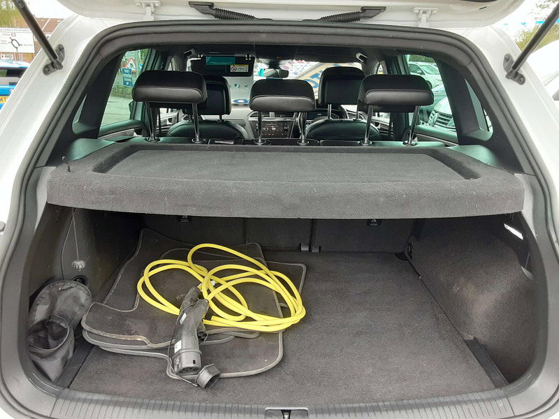 Volkswagen Tiguan 1.4 Tiguan R-Line TSi PHEV Semi-Auto 5dr 5dr Automatic 2026
