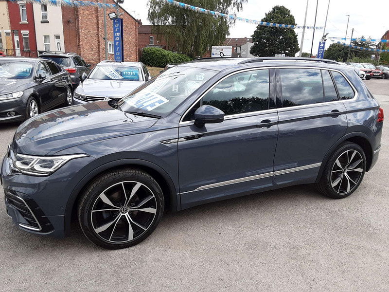 Volkswagen Tiguan 1.5 Tiguan R-Line TSi Semi-Auto 5dr 5dr Automatic 2025