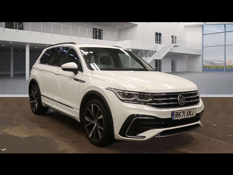 Volkswagen Tiguan 1.5 Tiguan R-Line TSi Semi-Auto 5dr 5dr Automatic 2025