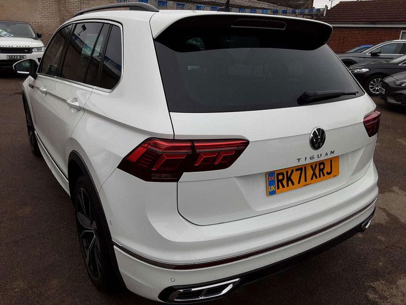 Volkswagen Tiguan 1.5 Tiguan R-Line TSi Semi-Auto 5dr 5dr Automatic 2025