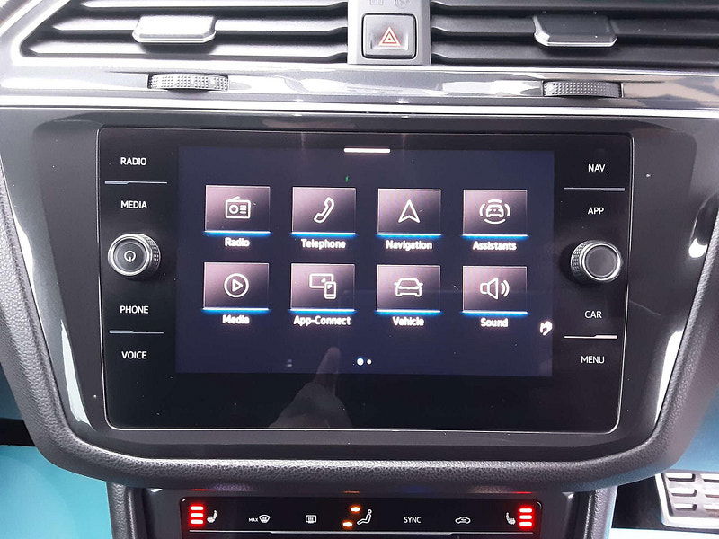 Volkswagen Tiguan 1.5 Tiguan R-Line TSi Semi-Auto 5dr 5dr Automatic 2025