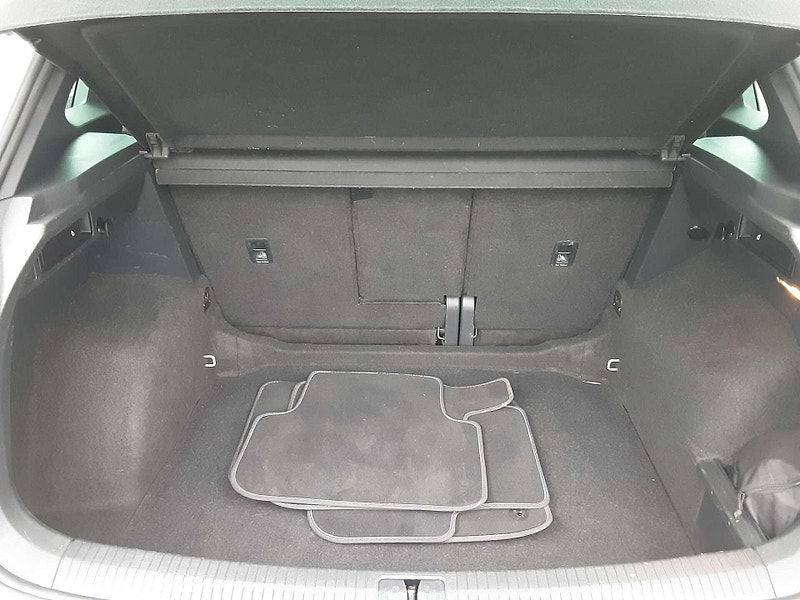 Volkswagen Tiguan 1.5 Tiguan R-Line TSi Semi-Auto 5dr 5dr Automatic 2025