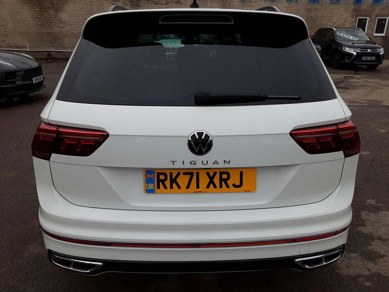 Volkswagen Tiguan 1.5 Tiguan R-Line TSi Semi-Auto 5dr 5dr Automatic 2025