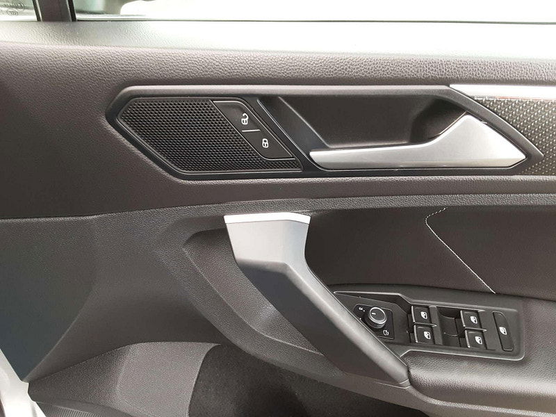 Volkswagen Tiguan 1.5 Tiguan R-Line TSi Semi-Auto 5dr 5dr Automatic 2026