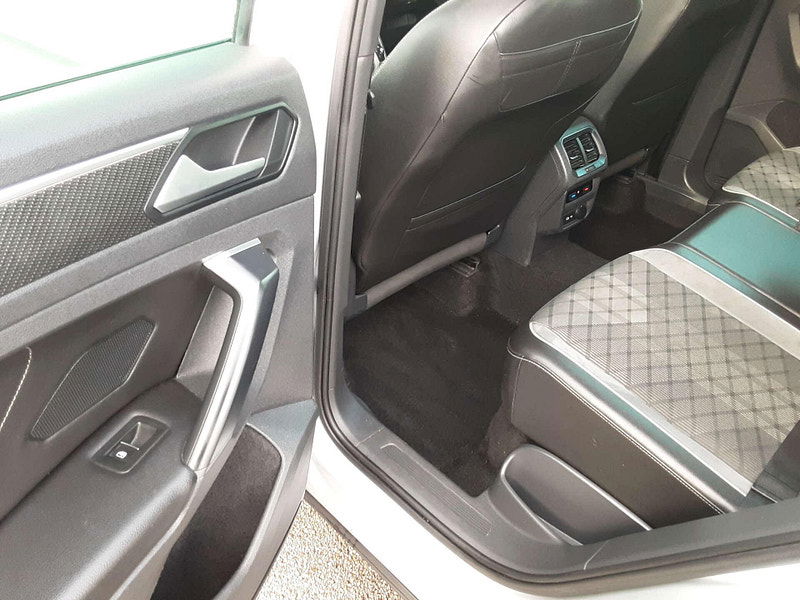 Volkswagen Tiguan 1.5 Tiguan R-Line TSi Semi-Auto 5dr 5dr Automatic 2026