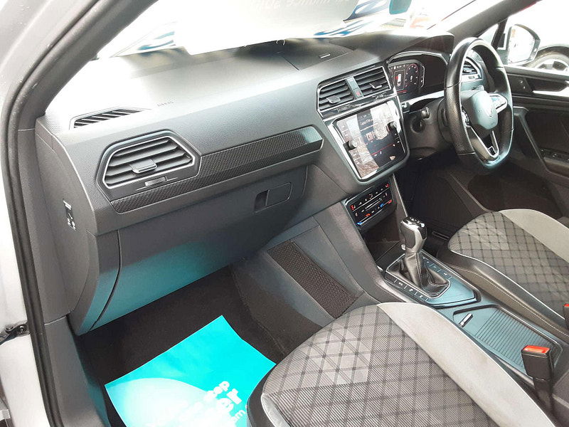 Volkswagen Tiguan 1.5 Tiguan R-Line TSi Semi-Auto 5dr 5dr Automatic 2026