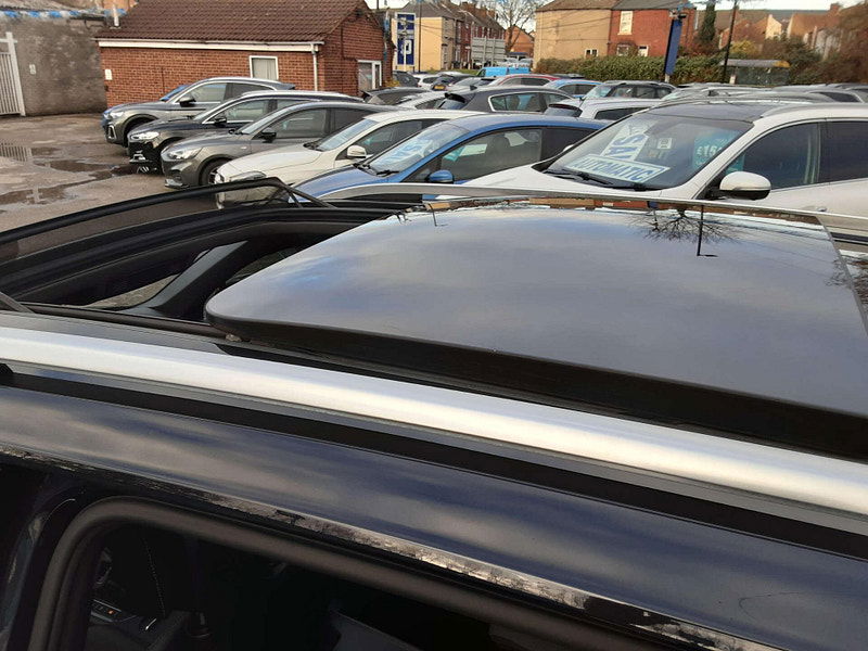 Volkswagen Tiguan 1.5 Tiguan SEL TSi Evo manual 5dr 5dr Manual 2025