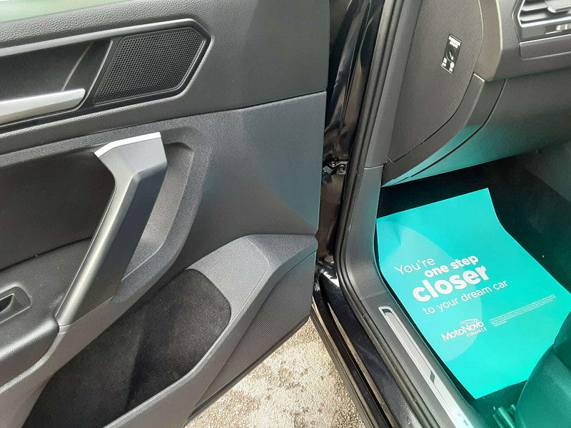 Volkswagen Tiguan 2.0 TDI R LINE TECH 5dr Manual 2026