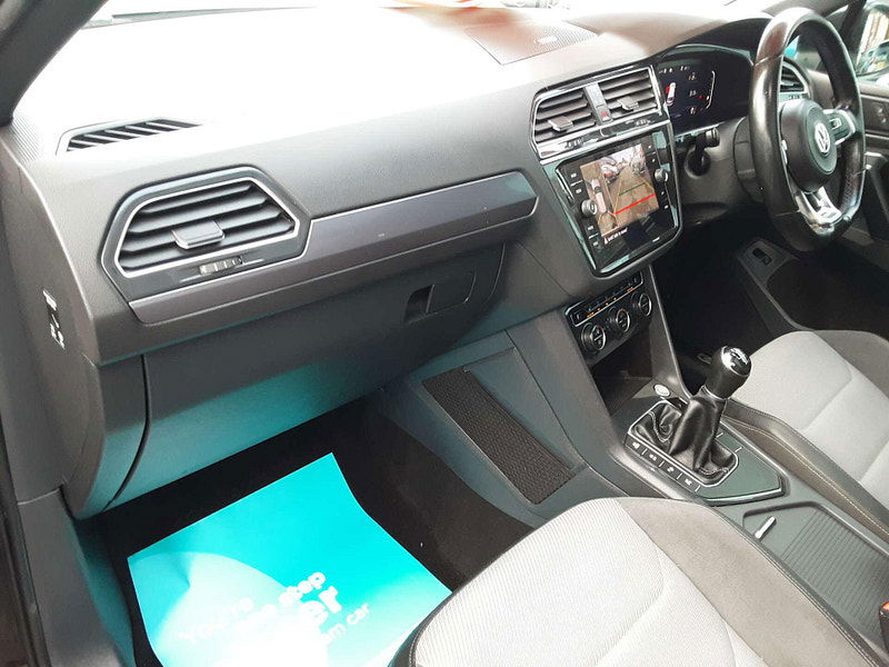 Volkswagen Tiguan 1.5 Tiguan SEL TSi Evo manual 5dr 5dr Manual 2025