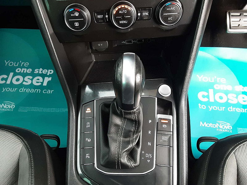 Volkswagen Tiguan 1.5 Tiguan TSi EVO 150 2WD R LINE TECH DS Semi-Auto 5dr 5dr Automatic 2026