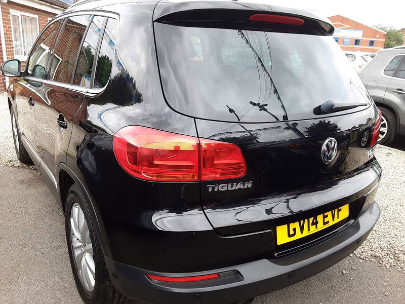 Volkswagen Tiguan 2.0 TDI BlueMotion Tech Match 2WD Euro 5 (s/s) 5dr 5dr Manual 2024