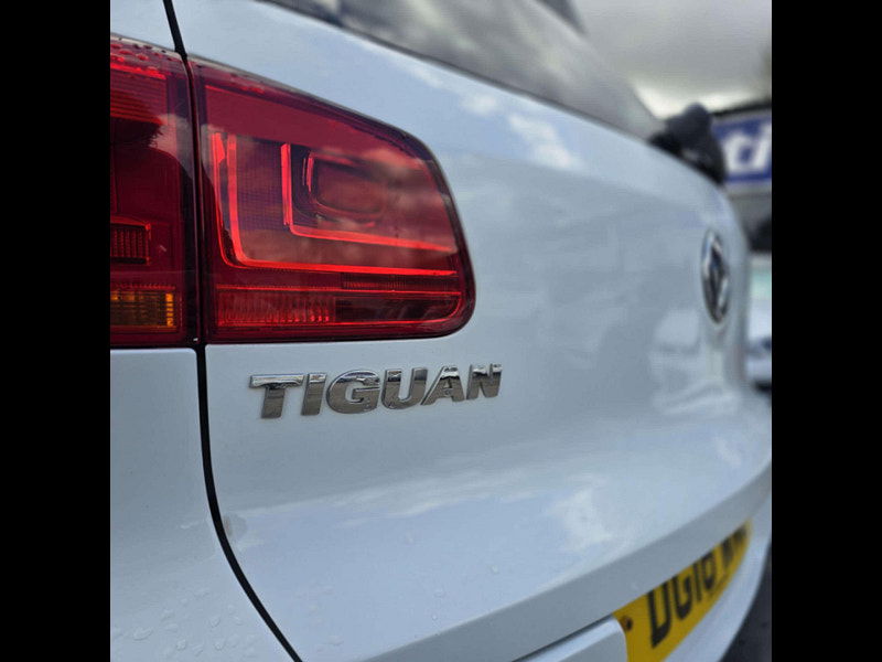 Volkswagen Tiguan 2.0 TDI BlueMotion Tech Match DSG 4WD Euro 6 (s/s) 5dr 5dr Automatic 2025
