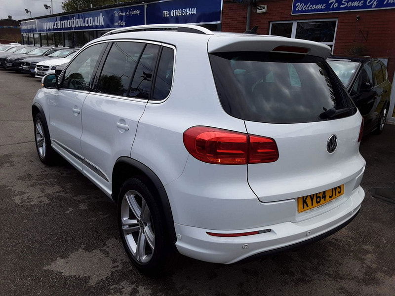 Volkswagen Tiguan 2.0 TDI BlueMotion Tech R-Line DSG 4WD Euro 5 (s/s) 5dr (Nav) 5dr Automatic 2024