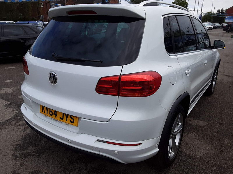 Volkswagen Tiguan 2.0 TDI BlueMotion Tech R-Line DSG 4WD Euro 5 (s/s) 5dr (Nav) 5dr Automatic 2024