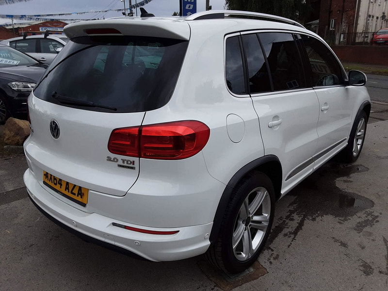 Volkswagen Tiguan 2.0 TDI BlueMotion Tech R-Line DSG 4WD Euro 5 (s/s) 5dr (Nav) 5dr Automatic 2024