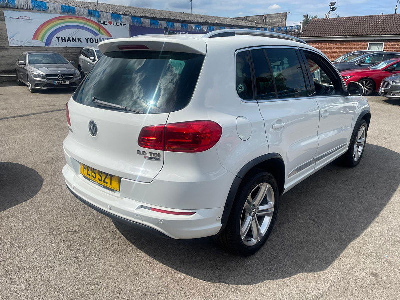 Volkswagen Tiguan 2.0 TDI BlueMotion Tech R-Line DSG 4WD Euro 6 (s/s) 5dr 5dr Automatic 2025