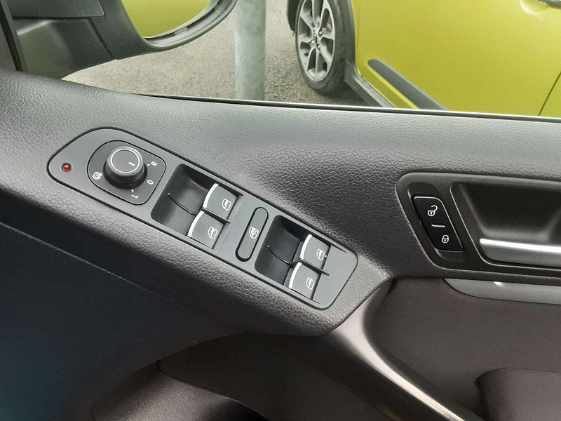 Volkswagen Tiguan 2.0 Tiguan Match Edition TDI BlueMotion Technology 4Motion 4WD 5dr 5dr Manual 2026