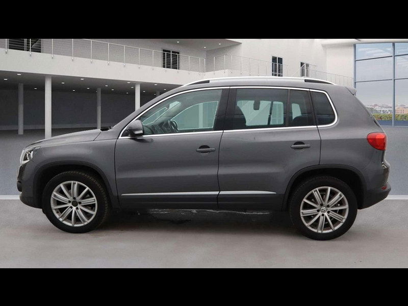 Volkswagen Tiguan 2.0 Tiguan Match Edition TDI BlueMotion Technology 4Motion Semi-Auto 4WD 5dr 5dr Automatic 2025