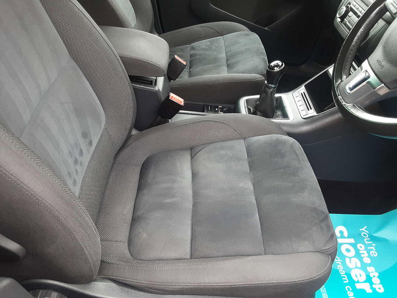Volkswagen Tiguan 2.0 Tiguan Match TDI BlueMotion Technology 4Motion 4WD 5dr 5dr Manual 2026
