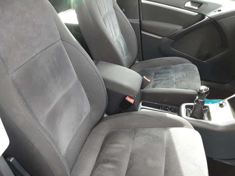 Volkswagen Tiguan 2.0 Tiguan Match TDI BlueMotion Technology 4Motion 4WD 5dr 5dr Manual 2026