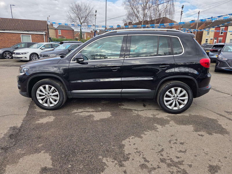 Volkswagen Tiguan 2.0 Tiguan Match TDI BlueMotion Technology 4Motion Semi-Auto 4WD 5dr 5dr Automatic 2025