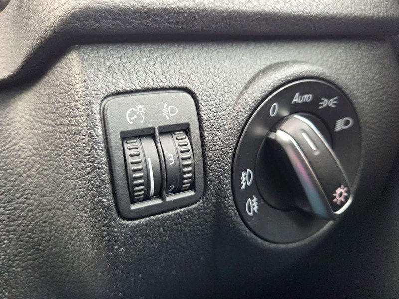 Volkswagen Tiguan 2.0 Tiguan Match TDI BlueMotion Technology 4Motion Semi-Auto 4WD 5dr 5dr Automatic 2025