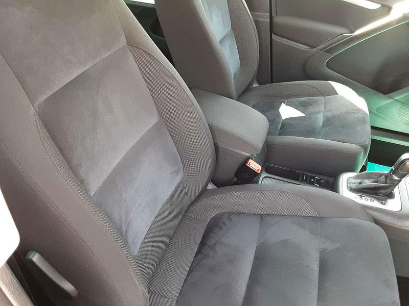 Volkswagen Tiguan 2.0 Tiguan Match TDI BlueMotion Technology 4Motion Semi-Auto 4WD 5dr 5dr Automatic 2025