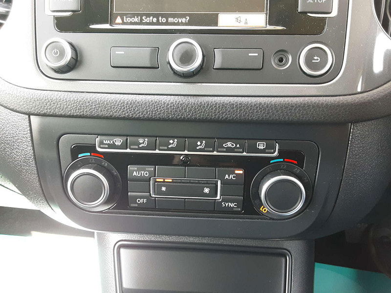 Volkswagen Tiguan 2.0 Tiguan Match TDI BlueMotion Technology 4Motion Semi-Auto 4WD 5dr 5dr Automatic 2025