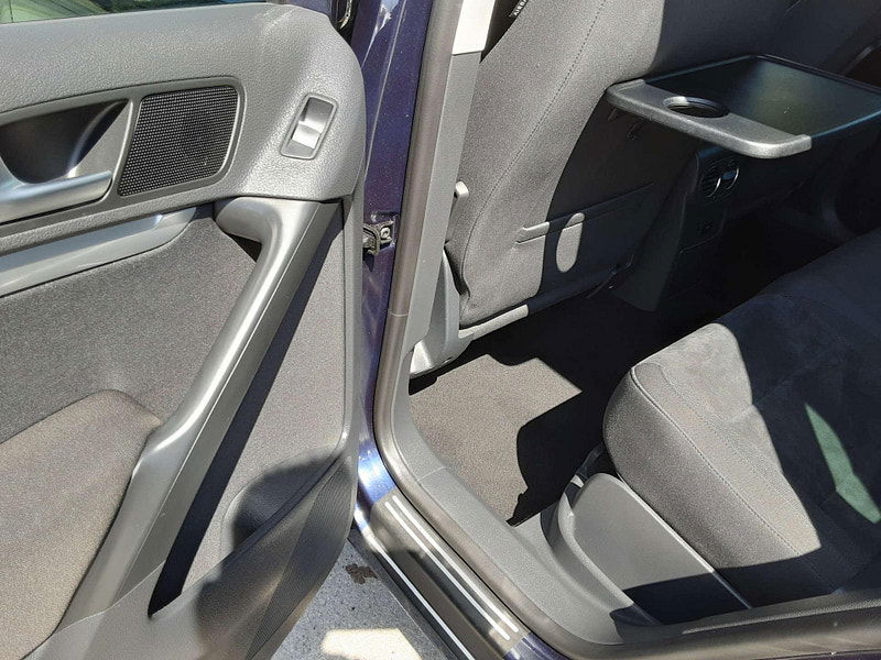 Volkswagen Tiguan 2.0 Tiguan Match TDI BlueMotion Technology 4Motion Semi-Auto 4WD 5dr 5dr Automatic 2025
