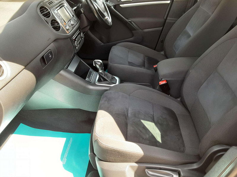Volkswagen Tiguan 2.0 Tiguan Match TDI BlueMotion Technology 4Motion Semi-Auto 4WD 5dr 5dr Automatic 2025