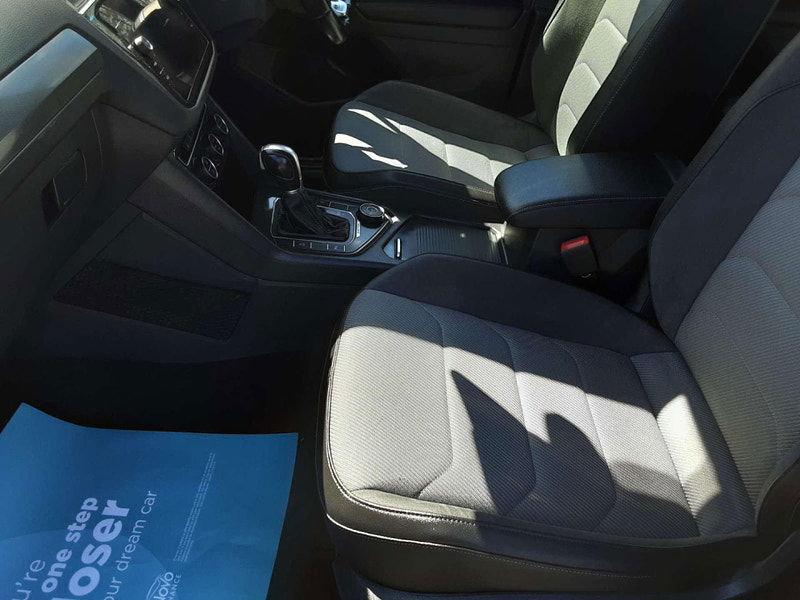 Volkswagen Tiguan 2.0 Tiguan R-Line TDI 4Motion Semi-Auto 4WD 5dr 5dr Automatic 2025