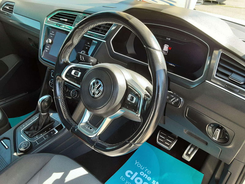 Volkswagen Tiguan 2.0 Tiguan R-Line TDI 4Motion Semi-Auto 4WD 5dr 5dr Automatic 2025