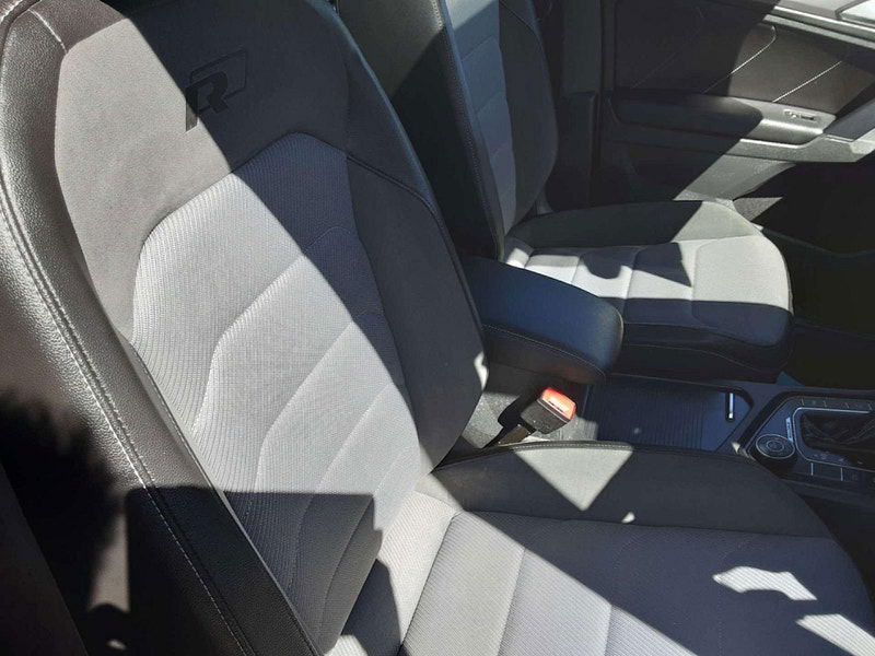 Volkswagen Tiguan 2.0 Tiguan R-Line TDI 4Motion Semi-Auto 4WD 5dr 5dr Automatic 2025