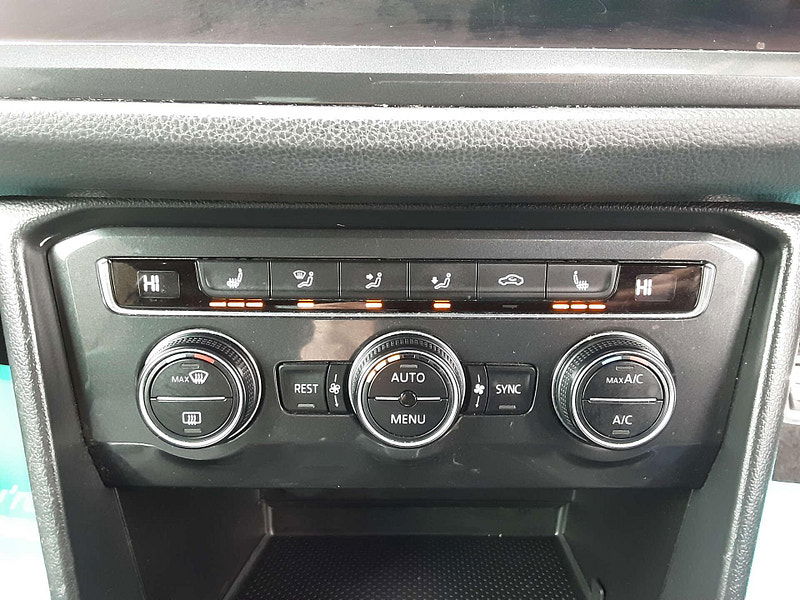 Volkswagen Tiguan 2.0 Tiguan R-Line TDI 4Motion Semi-Auto 4WD 5dr 5dr Automatic 2026