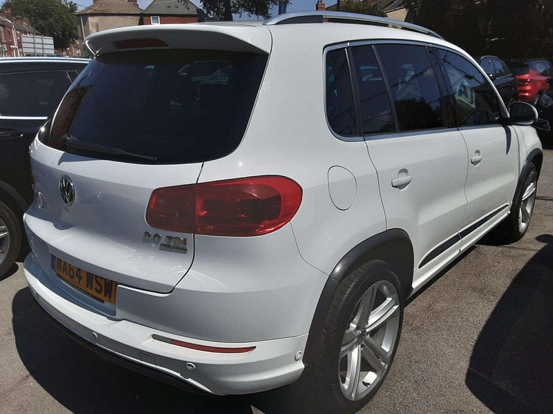 Volkswagen Tiguan 2.0 Tiguan R-Line TDI BlueMotion Technology 4Motion Semi-Auto 4WD 5dr 5dr Automatic 2025