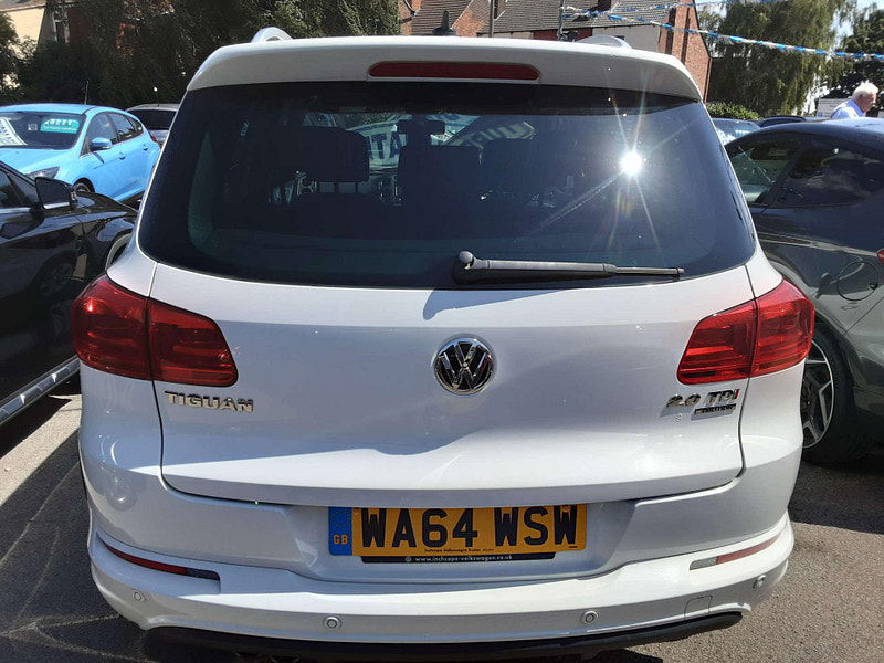 Volkswagen Tiguan 2.0 Tiguan R-Line TDI BlueMotion Technology 4Motion Semi-Auto 4WD 5dr 5dr Automatic 2025
