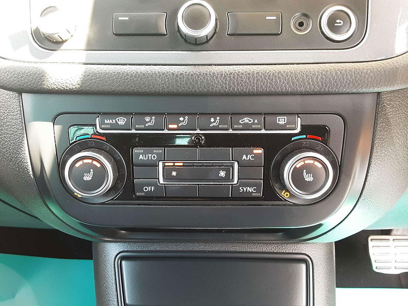 Volkswagen Tiguan 2.0 Tiguan R-Line TDI BlueMotion Technology 4Motion Semi-Auto 4WD 5dr 5dr Automatic 2025