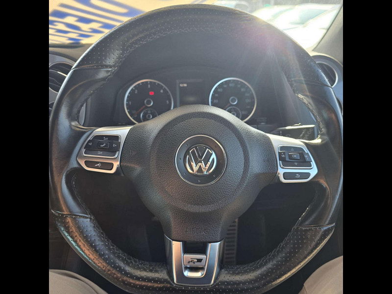 Volkswagen Tiguan 2.0 Tiguan R-Line TDI BlueMotion Technology 4Motion Semi-Auto 4WD 5dr 5dr Automatic 2025